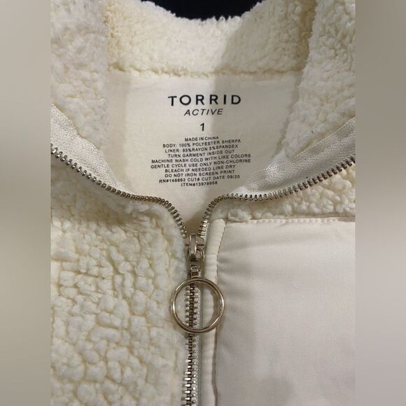 Torrid Active Winter White Sherpa Half Zip Pullover Sweater SZ 1X / 14-16 Cozy - Picture 10 of 15